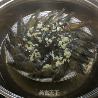 美味蒜蓉粉丝蒸虾的做法步骤：8