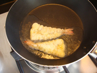 黄金凤尾虾的做法步骤：8