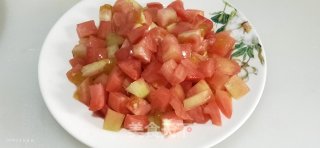 西红柿鸡蛋虾仁汤的做法步骤：3