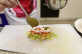 【Oster食谱】夏日越南明虾沙拉卷的做法步骤：6