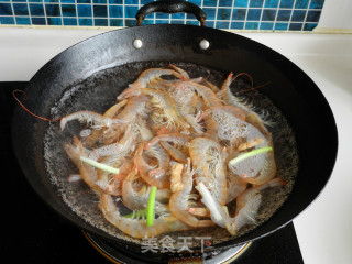白灼明虾的做法步骤：4