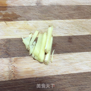 韭菜炒明虾的做法步骤：4
