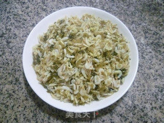 雪菜炒白虾米的做法步骤：8