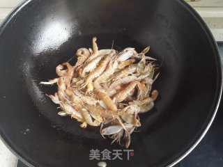 草虾炒青椒的做法步骤：4