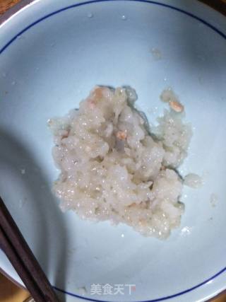 鲜虾青菜鲜肉饺子的做法步骤：2