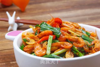 【天津】韭菜炒河虾的做法步骤：9