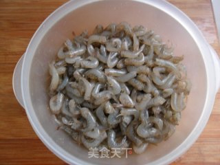 酱焖河虾毛豆的做法步骤：1