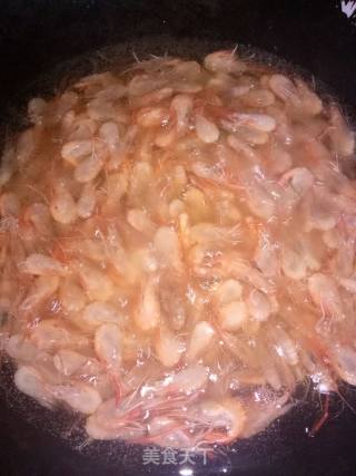 油爆椒盐小河虾的做法步骤：3