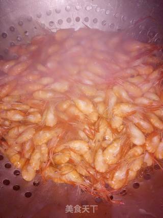油爆椒盐小河虾的做法步骤：4