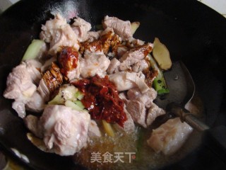 红焖羊肉火锅和水果拼盘的做法步骤：4