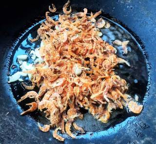 磷虾煸莴笋叶的做法步骤：7