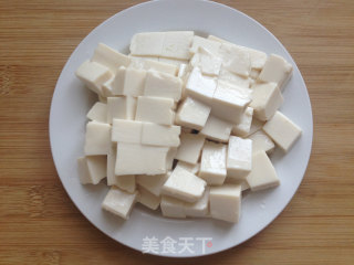 磷虾烧豆腐的做法步骤：3