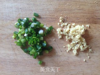 磷虾烧豆腐的做法步骤：4