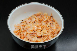 粤式新年早茶，广式鲜虾萝卜糕的做法步骤：2