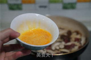 香菇磷虾炒饭的做法步骤：5
