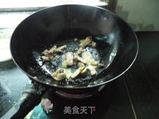 墨鱼土鸡---新春宴客菜的做法步骤：6