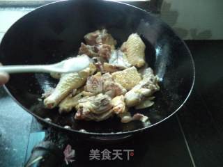 墨鱼土鸡---新春宴客菜的做法步骤：7