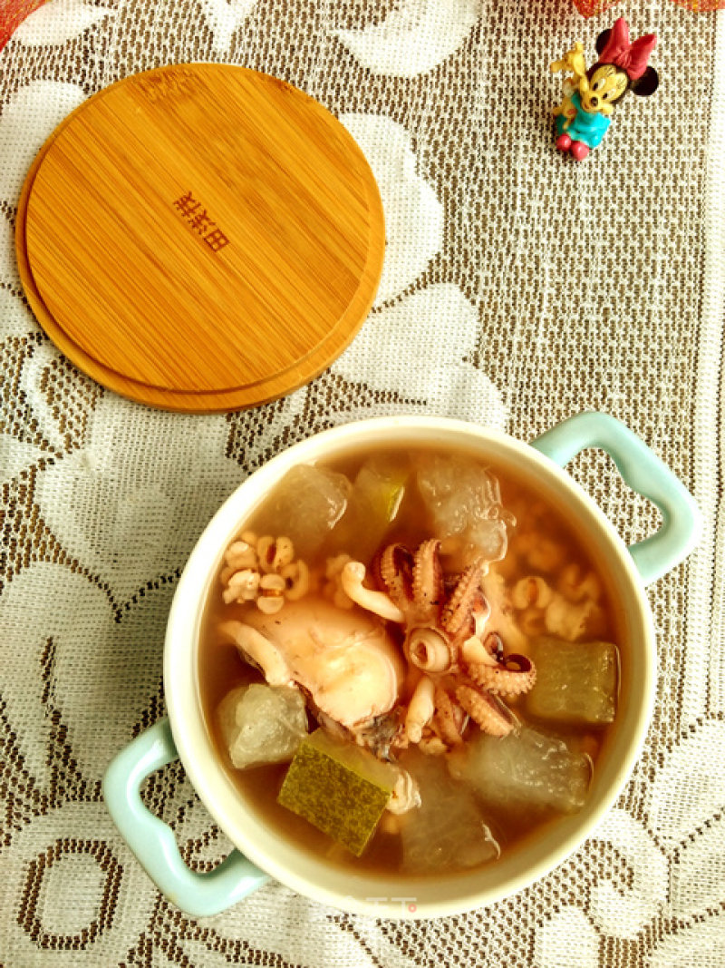 冬瓜薏米墨鱼汤的做法