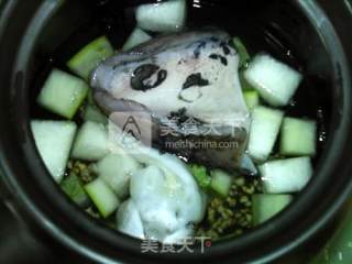 冬瓜薏米墨鱼汤的做法步骤：5