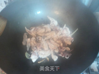 中式菠萝炒饭的做法步骤：4