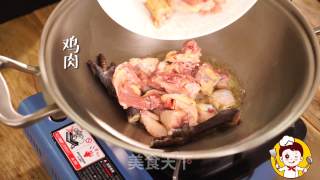 海鲜鸡煲蟹的做法步骤：3