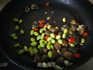 蛤蜊西红柿炒面片的做法步骤：5