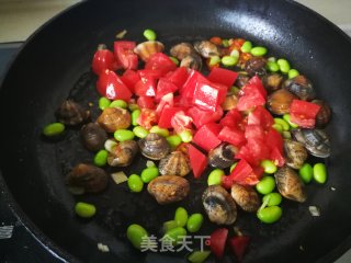 蛤蜊西红柿炒面片的做法步骤：6