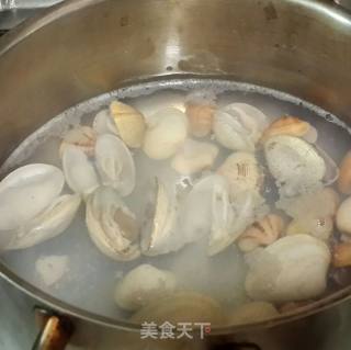 蛤蜊豆腐汤的做法步骤：2