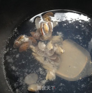 蛤蜊蒸蛋的做法步骤：3
