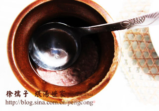 江西瓦罐煨汤——墨鱼肉饼汤的做法步骤：4