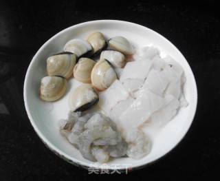海鲜焗饭的做法步骤：2