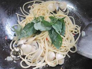白酒蛤蜊意大利面的做法步骤：4