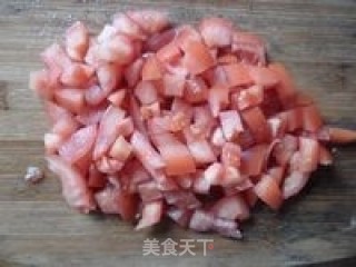 饭菜一锅出的番茄蛤蜊烩饭的做法步骤：2