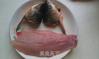 鲜的没得比蛤蜊荠菜鱼丸汤的做法步骤：1