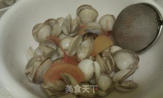 鲜菇蛤蜊汤的做法步骤：7
