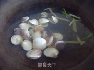粤菜---蛤蜊炖蛋的做法步骤：2