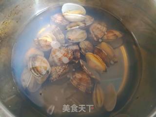 海鲜滑蛋炒河的做法步骤：3