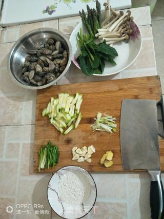 韩式蛤蜊汤面的做法步骤：2