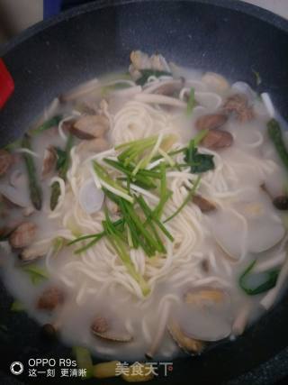 韩式蛤蜊汤面的做法步骤：12