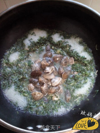 荠菜蛤蜊汤的做法步骤：7