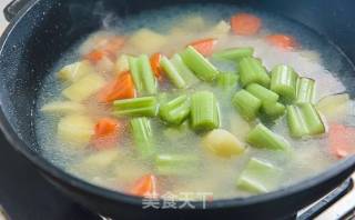蛤蜊土豆奶油浓汤的做法步骤：12