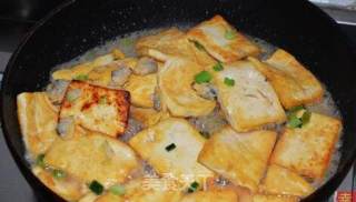美食二合一蛤蜊煎烧豆腐的做法步骤：9