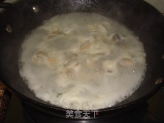 天下第一鲜——蛤蜊豆腐汤的做法步骤：6