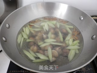 一道清淡可口的汤-----青瓜蛤蜊汤的做法步骤：5