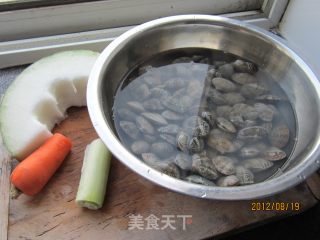 冬瓜蛤蜊汤的做法步骤：1