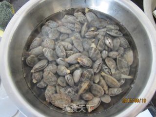 冬瓜蛤蜊汤的做法步骤：2