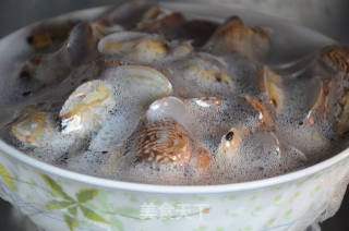 幸福美食：鲜味十足的微波蛤蜊的做法步骤：3