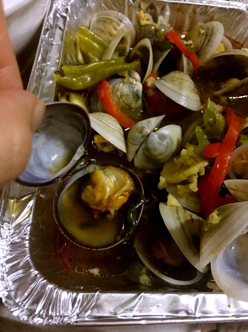 烤蛤蜊 配 龙骨清汤面的做法