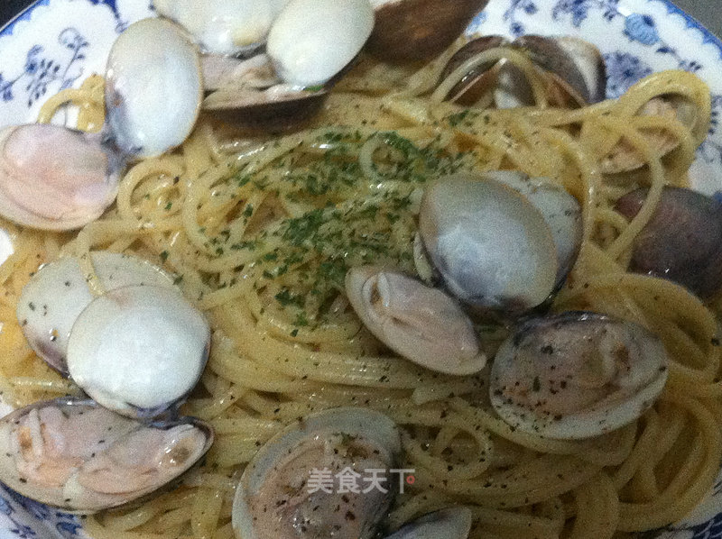 蒜香蛤蜊意大利面的做法