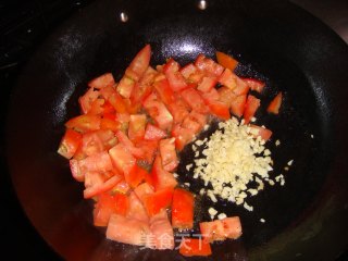 蒸蛤蜊和西紅柿意大利面 （Steamed Clams and Tomatoes with Pasta ）的做法步骤：5